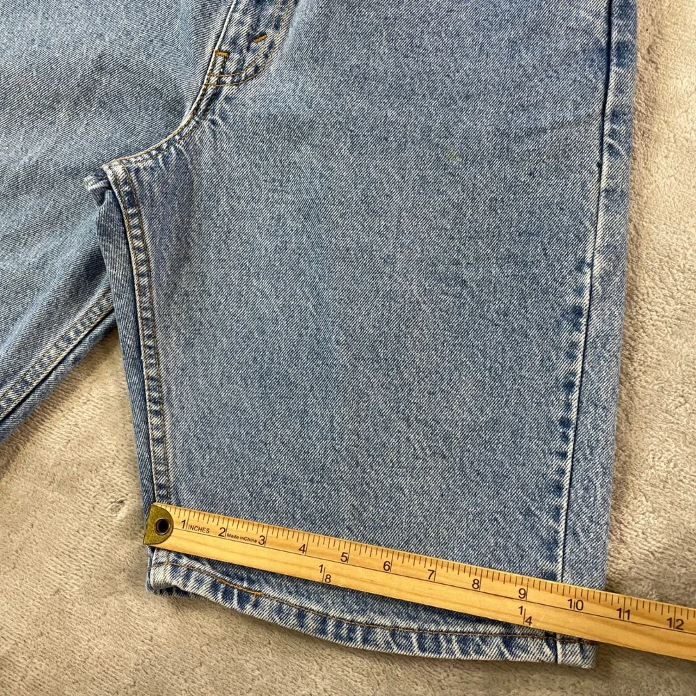 Levis measurements waist